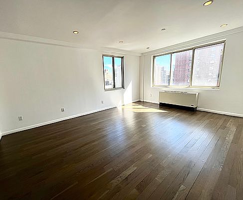 3rd image of 137 E 13th St APT 9A