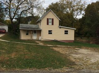 135 Edwards St, Kewanee, IL 61443