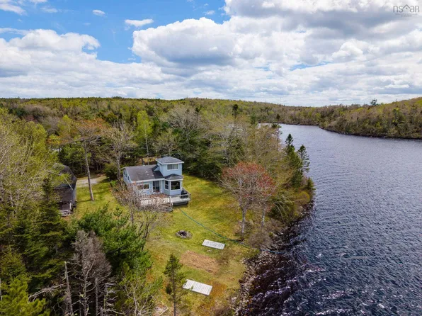 5 Tranquility Way, Halifax, NS B0J 3H0