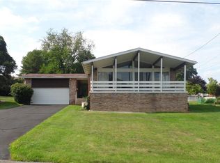 2116 Neal Dr, McKeesport, PA 15135