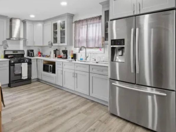 227 Laval St
