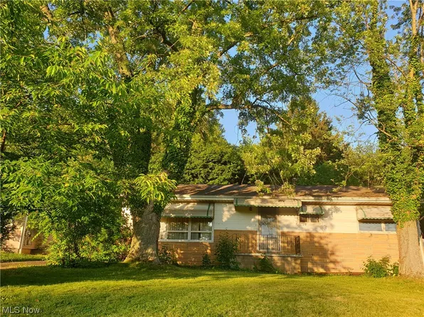 1597 Hyde Park Ave, Akron, OH 44310