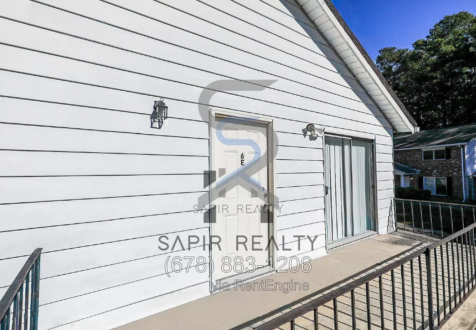 2 bed, 2.0 bath, 1200 sqft, $1,300 — Photo 2