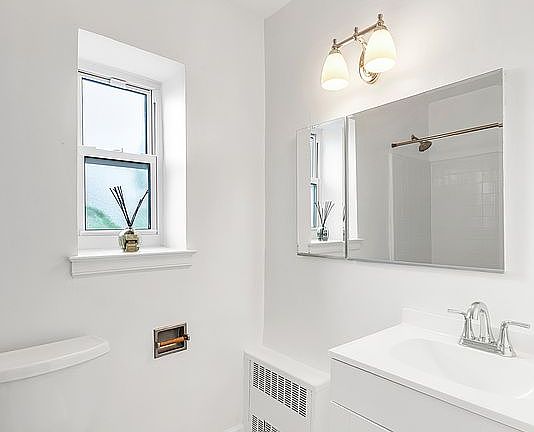 5th image of 10102 Avenue