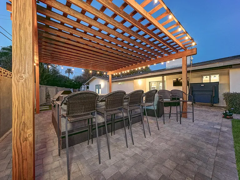 4623 E Earll Dr — Photo 23