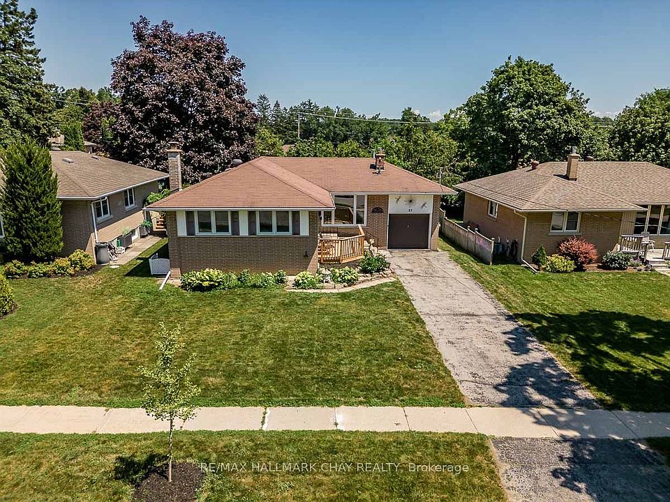1st image of 23 Downsview Dr