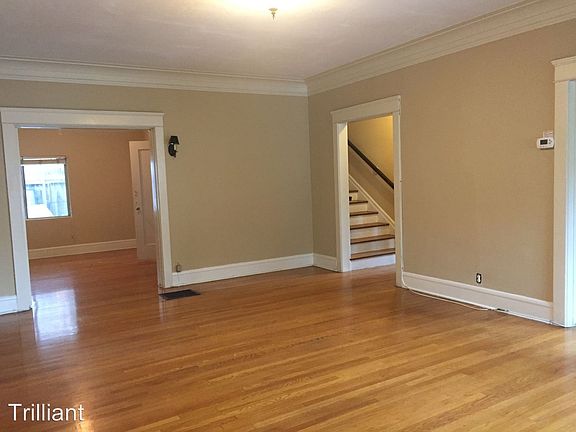 4th image of 1361 E Del Mar Blvd APT 5