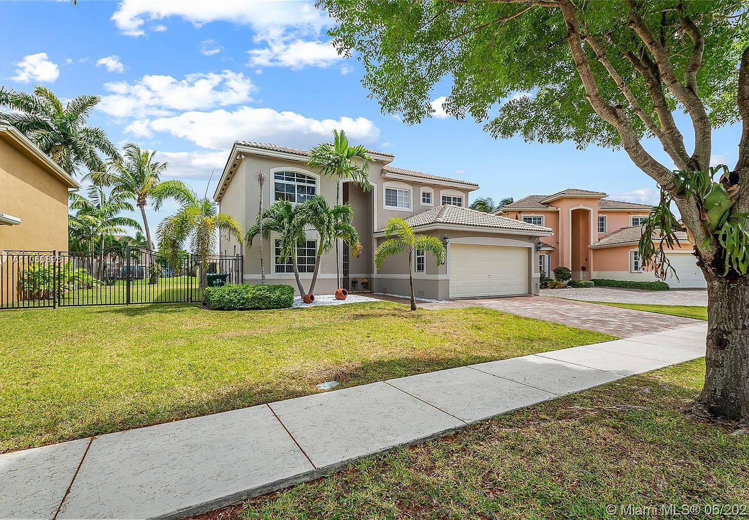 8973 Sw 210th Ter Miami Fl 33189 Zillow