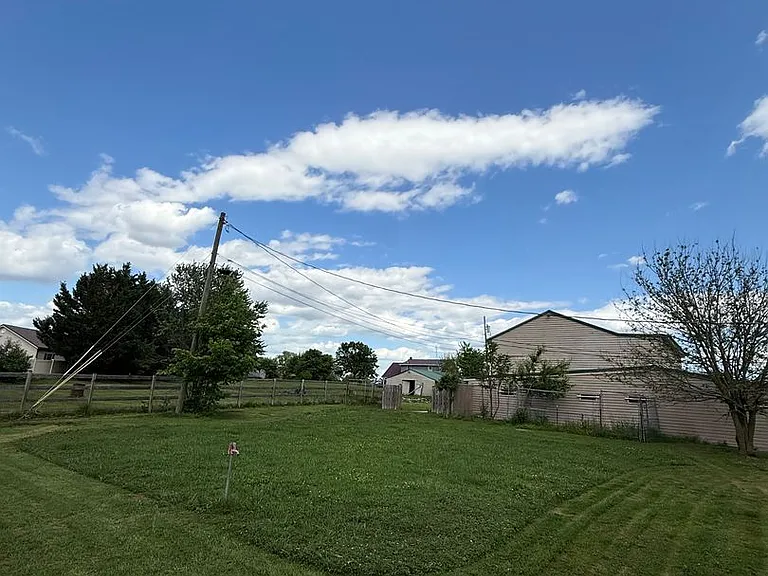 4069 Bullitt Rd — Photo 3