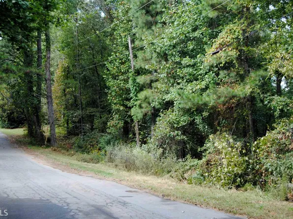 6271 Laurelwood Trl, Flowery Branch, GA 30542