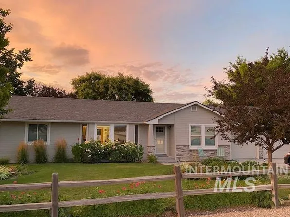 304 Fay Ln, Nampa, ID 83686
