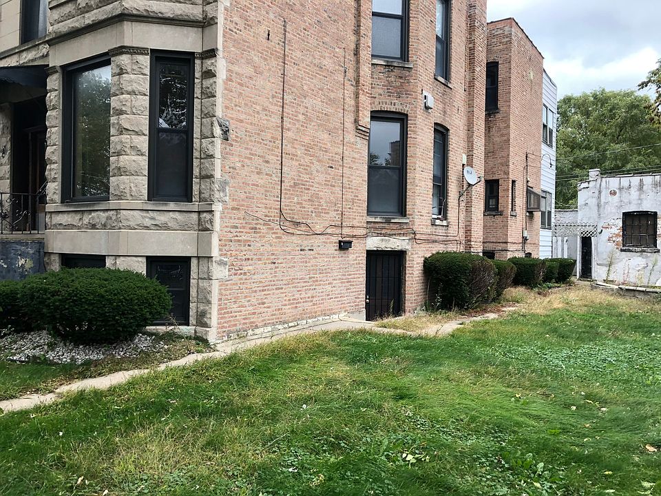 Building Photo 3