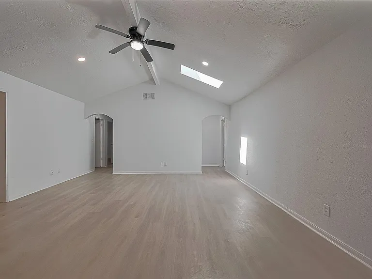 6219 Canada Dr — Photo 23