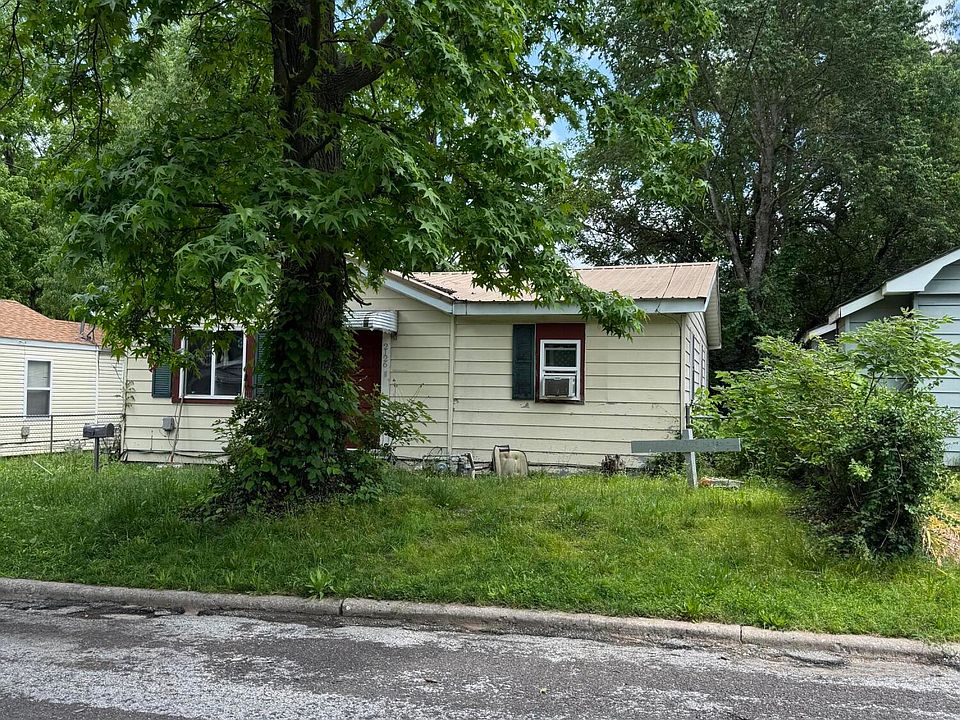 2nd image of 2126 N Grace Avenue
