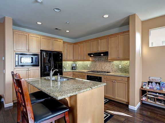 Home for Sale in Dublin, California $829,000