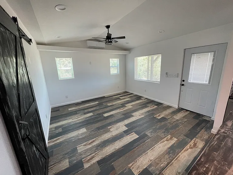 1350 S Peach Trl — Photo 4