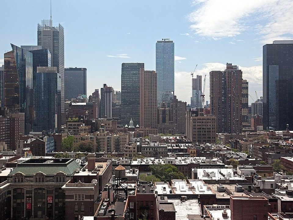 1st image of 350 W 50th St APT 19E