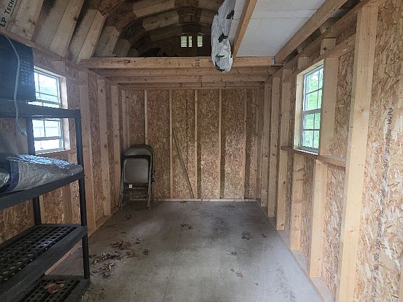 5th image of 104 Crutchfield Cir