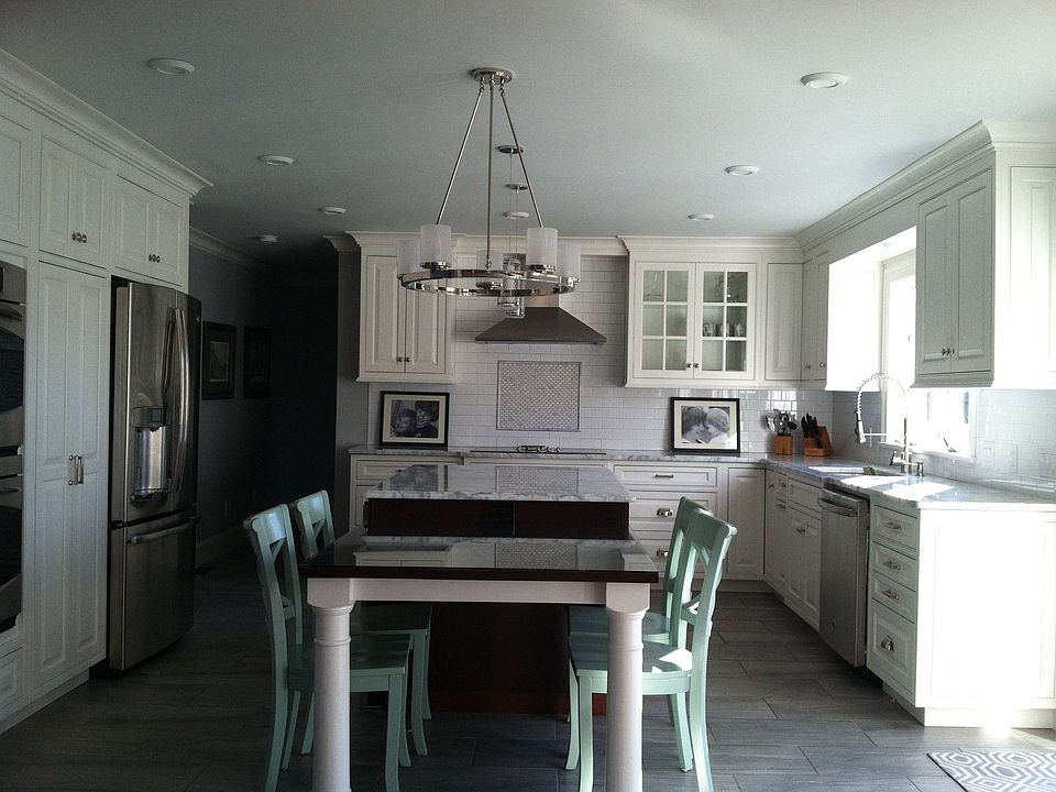 2nd image of 87 Beacon Hill Dr