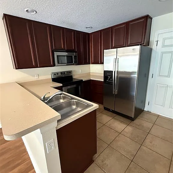 287 Winding Vine Ln #34 — Photo 4