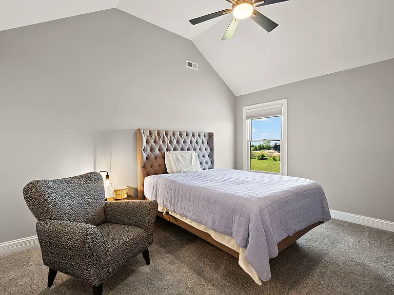 13431 Redbud Dr — Photo 46