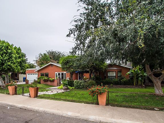3rd image of 221 E Orange Dr
