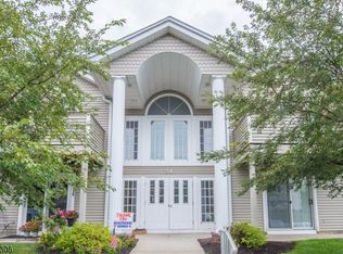 5113 Austin Ct, Hackettstown, NJ 07840