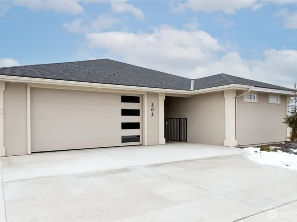 202 E Chinook Road, Ellensburg, WA 98926