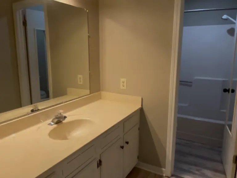 125 Oakwood Dr — Photo 12