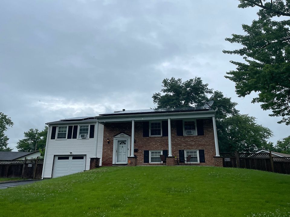 1st image of 26 Newtown Ln
