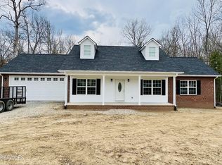 8186 Chief Red Cloud Dr, Crossville, TN 38572
