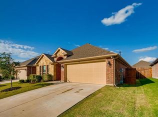 5292 Canfield Ln, Forney, TX 75126
