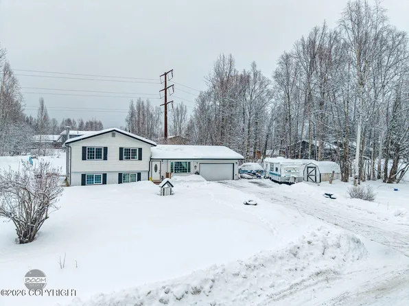 22417 Whispering Birch Dr, Chugiak, AK 99567