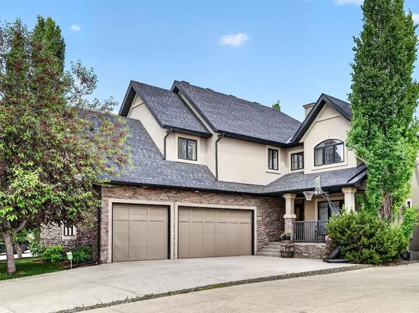 30 S Aspen Meadows Park SW, Calgary, AB T3H 5Z7