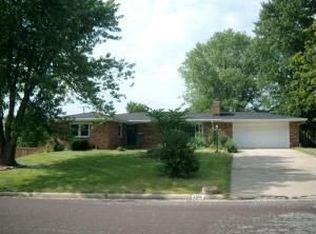2205 Bushnell Dr, Columbia, MO 65201