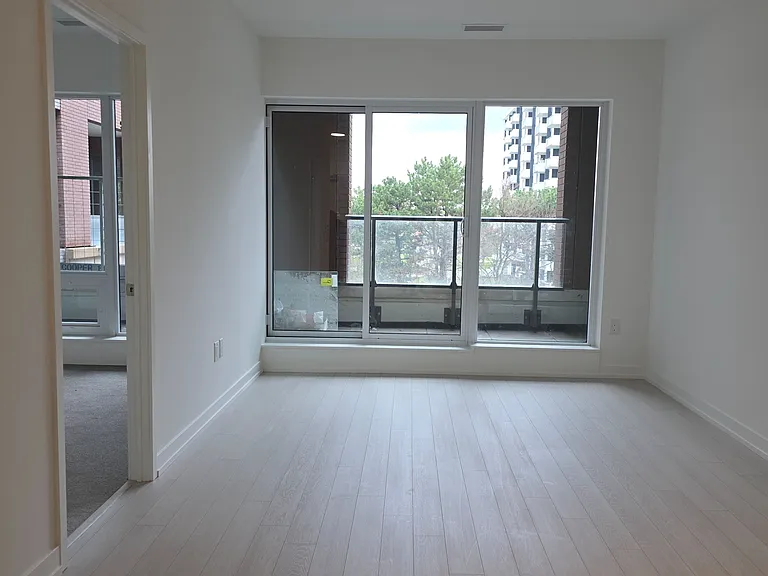 4010 Eglinton Ave W #407 — Photo 5