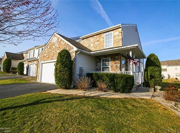 2nd image of 2718 Bachman Dr
