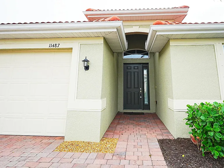 11487 Blackfin St — Photo 3