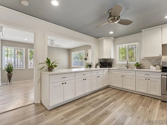 3rd image of 1032 40th St