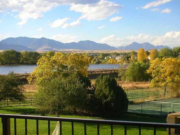 Fall views over the lake