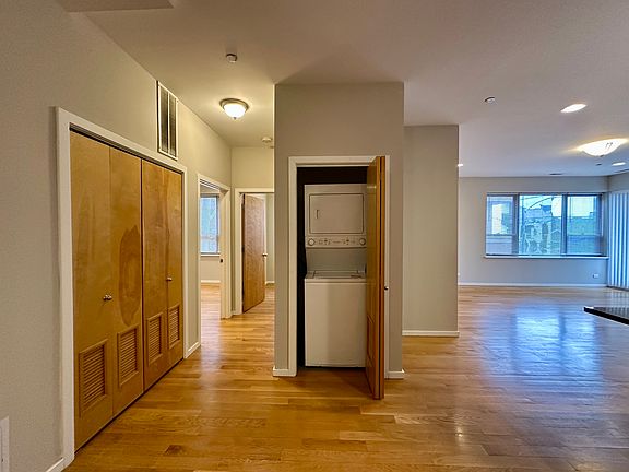 5th image of 2157 N Damen Ave Unit 301
