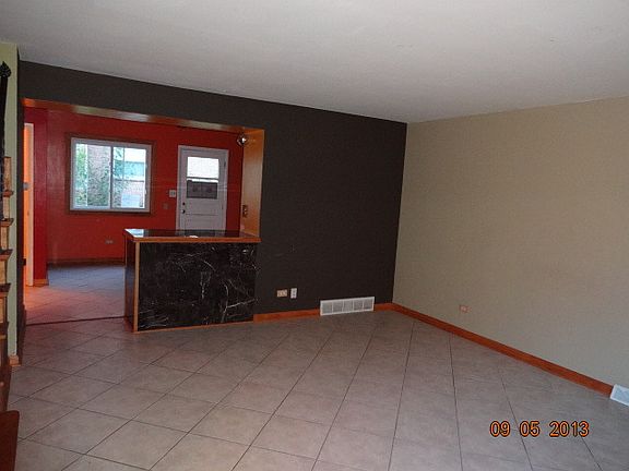4th image of 9122 Skokie Blvd Unit C
