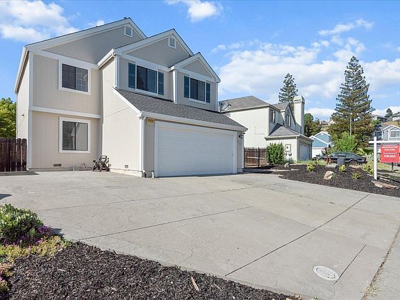 5th image of 2578 Canton Ln