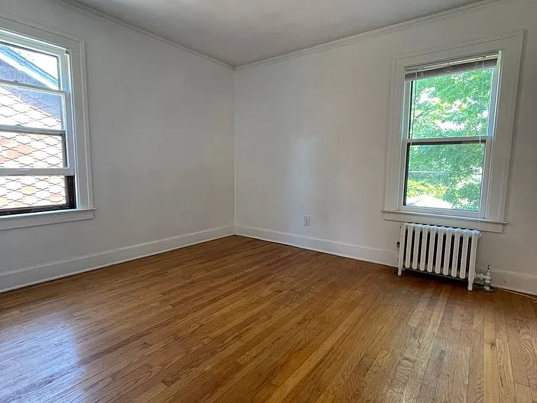 3656 Bedford St — Photo 4