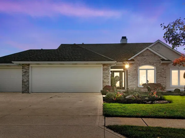 7010 Brackenwood Ct, Fort Wayne, IN 46835