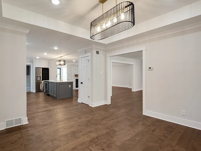 519 Thorn Ridge Cv — Photo 15