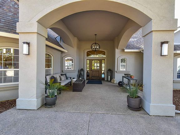 5th image of 10071 Vine Spring Rd