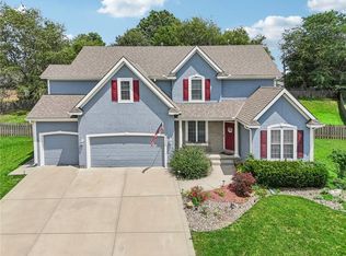 1205 Joshua Ct, Lansing, KS 66043