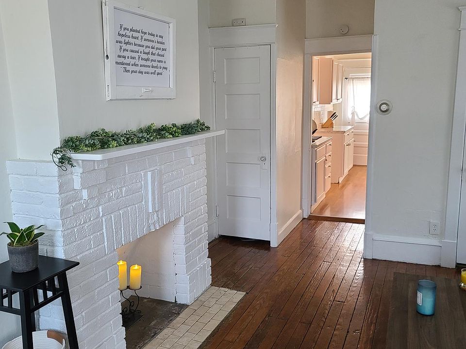 1st image of 1123 Pacific St APT 1