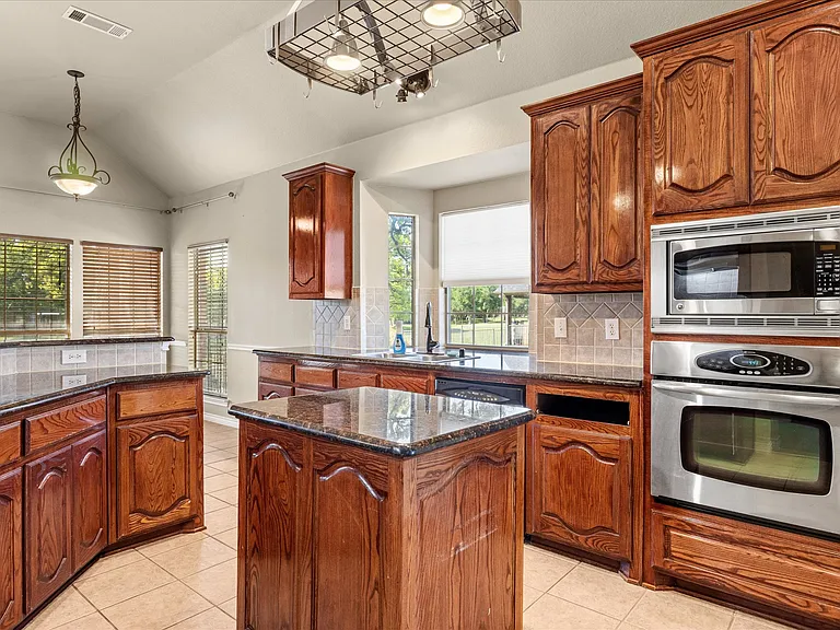 12245 Fairway Meadows Dr — Photo 11